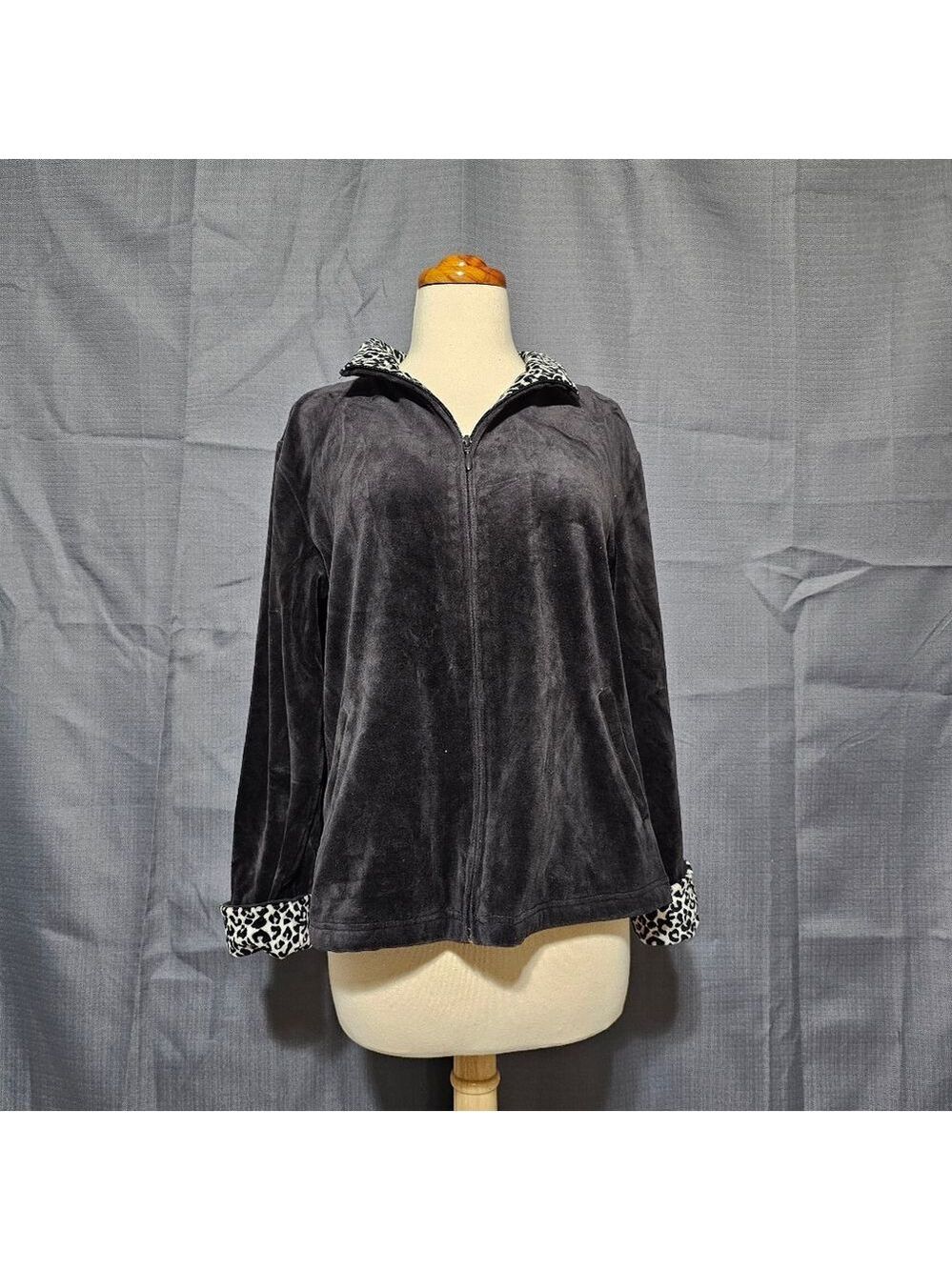 Kim Rogers Velour Tracksuit Set Gray Leopard Trim M
